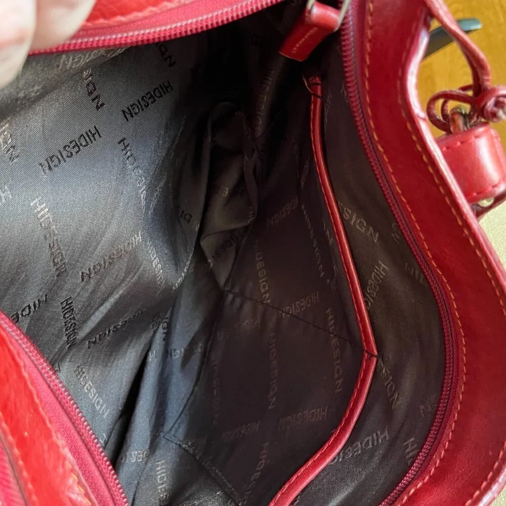 Hidesign East West Leather Shoulder Bag - Marsala RED